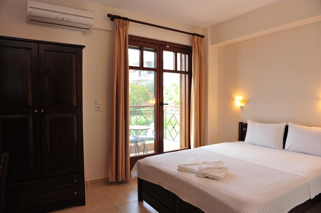 Apartament Pansion Evi Amoliani Pokój zdjęcie