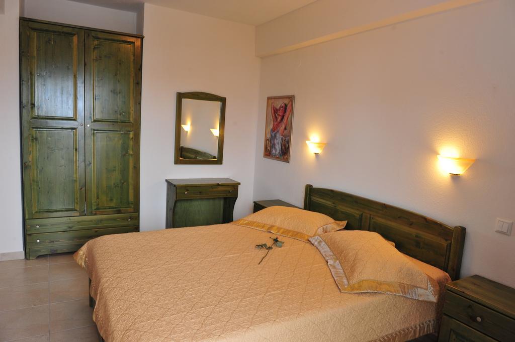 Apartament Pansion Evi Amoliani Pokój zdjęcie